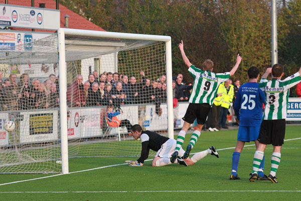 SC Genemuiden - BVV Barendrecht (Foto Helmich Lubberts).